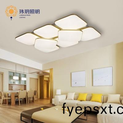 燈(deng)飾(shi)的實(shi)用性與(yu)裝(zhuang)飾(shi)性