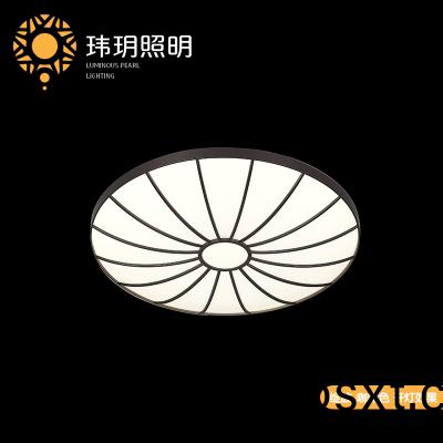 客廳led吸(xi)頂(ding)燈(deng)